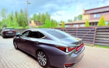 Lexus ES VII, 2019 год, 4 380 000 рублей, 6 фотография