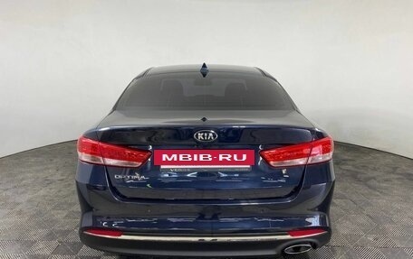 KIA Optima IV, 2017 год, 1 700 000 рублей, 6 фотография