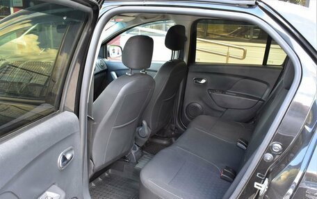 Renault Logan II, 2015 год, 829 000 рублей, 9 фотография