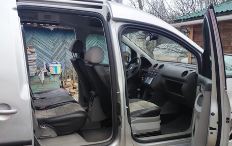 Volkswagen Caddy III рестайлинг, 2009 год, 650 000 рублей, 29 фотография