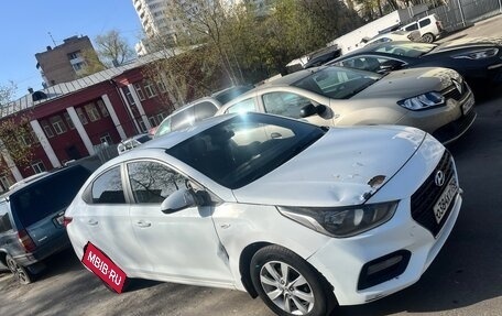Hyundai Solaris II рестайлинг, 2019 год, 1 000 000 рублей, 2 фотография