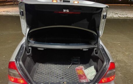 Mercedes-Benz E-Класс, 2004 год, 710 000 рублей, 7 фотография
