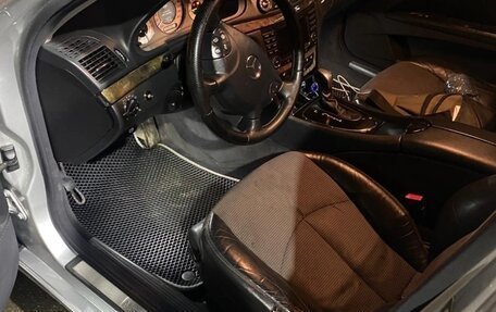 Mercedes-Benz E-Класс, 2004 год, 710 000 рублей, 13 фотография