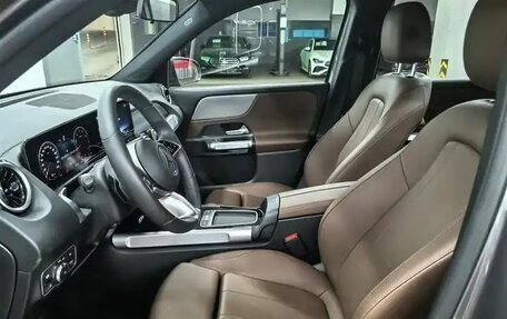 Mercedes-Benz GLB, 2023 год, 3 350 000 рублей, 9 фотография