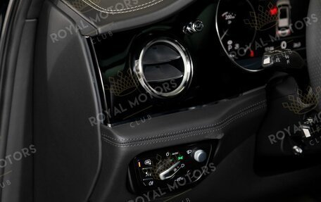 Bentley Bentayga I, 2022 год, 25 500 000 рублей, 14 фотография