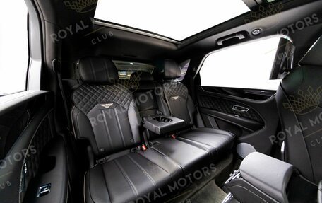 Bentley Bentayga I, 2022 год, 25 500 000 рублей, 18 фотография