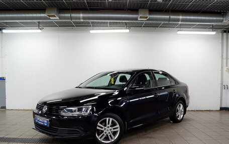 Volkswagen Jetta VI, 2012 год, 1 020 000 рублей, 2 фотография