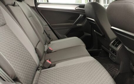 Volkswagen Tiguan II, 2020 год, 2 469 000 рублей, 14 фотография
