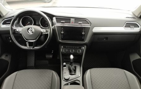 Volkswagen Tiguan II, 2020 год, 2 469 000 рублей, 12 фотография