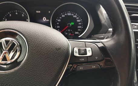 Volkswagen Tiguan II, 2020 год, 2 469 000 рублей, 19 фотография