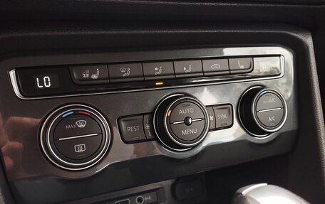 Volkswagen Tiguan II, 2020 год, 2 469 000 рублей, 24 фотография