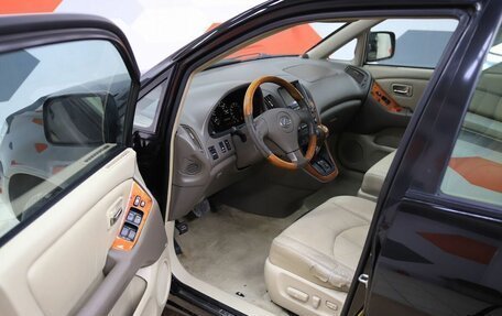 Lexus RX IV рестайлинг, 2001 год, 890 000 рублей, 11 фотография