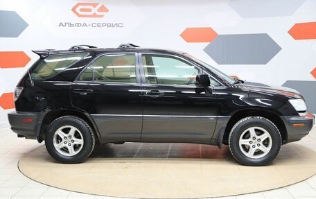 Lexus RX IV рестайлинг, 2001 год, 890 000 рублей, 4 фотография