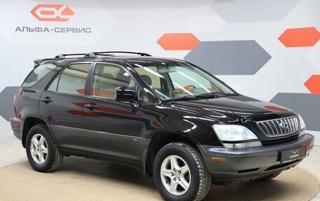 Lexus RX IV рестайлинг, 2001 год, 890 000 рублей, 3 фотография