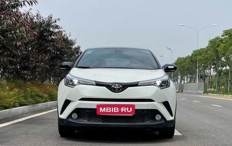 Toyota C-HR I рестайлинг, 2021 год, 1 700 000 рублей, 3 фотография