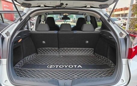 Toyota C-HR I рестайлинг, 2021 год, 1 700 000 рублей, 8 фотография