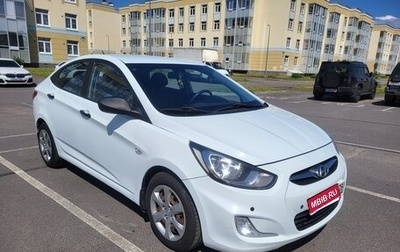 Hyundai Solaris II рестайлинг, 2011 год, 698 000 рублей, 1 фотография