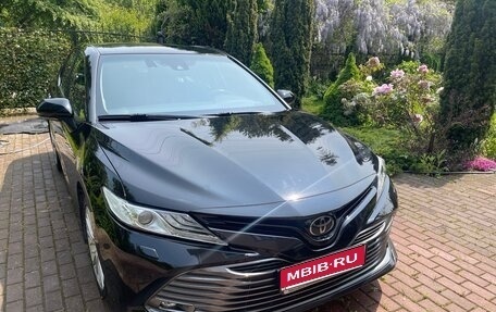 Toyota Camry, 2019 год, 2 650 000 рублей, 1 фотография