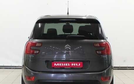 Citroen C4 Picasso II рестайлинг, 2016 год, 799 900 рублей, 6 фотография