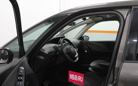 Citroen C4 Picasso II рестайлинг, 2016 год, 799 900 рублей, 12 фотография