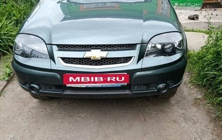 Chevrolet Niva I рестайлинг, 2017 год, 920 000 рублей, 2 фотография