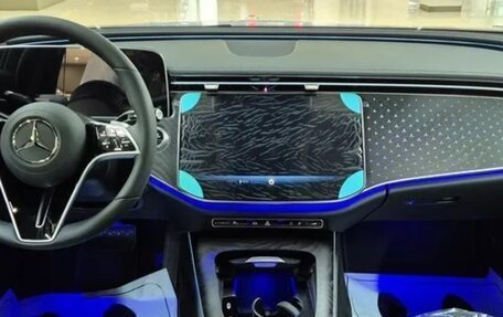 Mercedes-Benz E-Класс, 2024 год, 6 280 000 рублей, 5 фотография