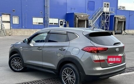 Hyundai Tucson III, 2019 год, 2 300 000 рублей, 2 фотография