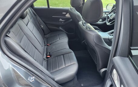 Mercedes-Benz GLE, 2024 год, 10 699 000 рублей, 30 фотография