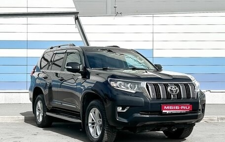 Toyota Land Cruiser Prado 150 рестайлинг 2, 2018 год, 4 626 000 рублей, 3 фотография