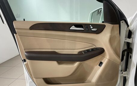 Mercedes-Benz GLE, 2016 год, 3 200 000 рублей, 17 фотография