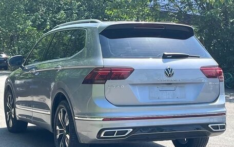 Volkswagen Tiguan II, 2022 год, 2 610 000 рублей, 6 фотография