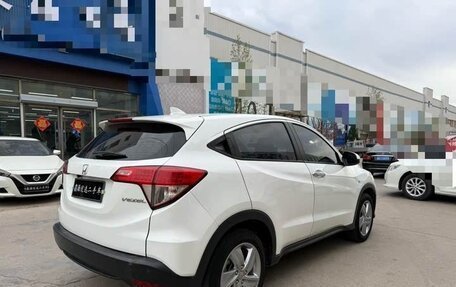 Honda Vezel, 2022 год, 1 600 000 рублей, 6 фотография