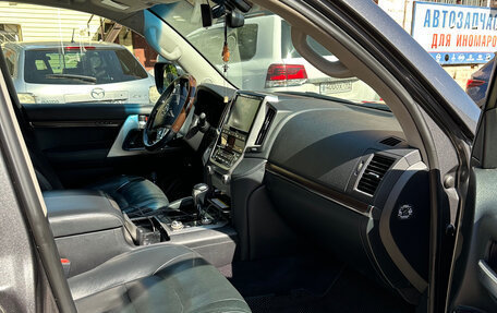 Toyota Land Cruiser 200, 2015 год, 5 200 000 рублей, 6 фотография