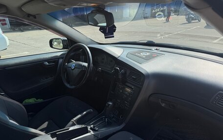 Volvo S60 III, 2004 год, 700 000 рублей, 6 фотография