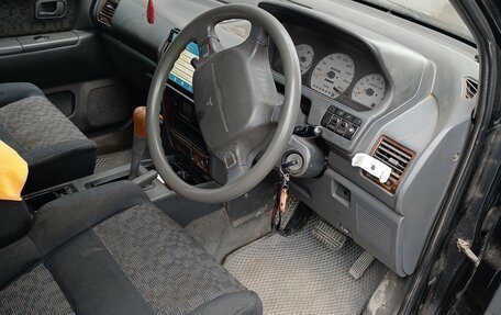 Mitsubishi RVR III рестайлинг, 1997 год, 350 000 рублей, 6 фотография
