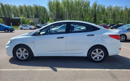 Hyundai Solaris II рестайлинг, 2011 год, 698 000 рублей, 2 фотография