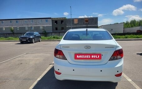 Hyundai Solaris II рестайлинг, 2011 год, 698 000 рублей, 4 фотография