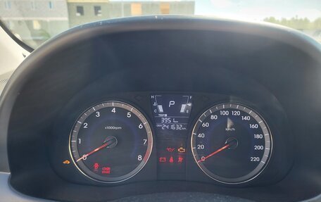 Hyundai Solaris II рестайлинг, 2011 год, 698 000 рублей, 13 фотография