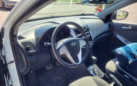 Hyundai Solaris II рестайлинг, 2011 год, 698 000 рублей, 9 фотография