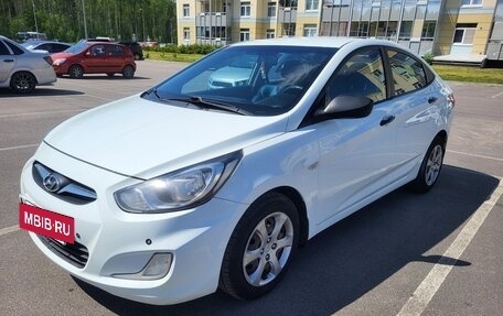 Hyundai Solaris II рестайлинг, 2011 год, 698 000 рублей, 8 фотография