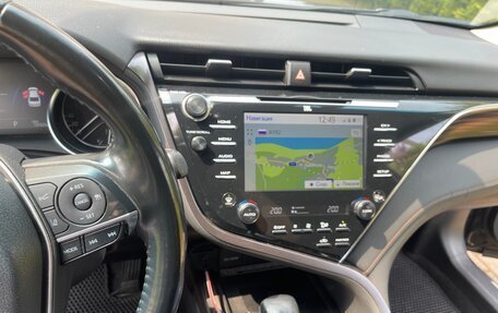 Toyota Camry, 2019 год, 2 650 000 рублей, 11 фотография