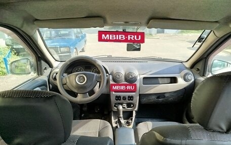 Renault Logan I, 2010 год, 227 000 рублей, 2 фотография