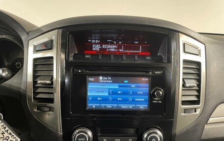 Mitsubishi Pajero IV, 2017 год, 2 590 000 рублей, 11 фотография