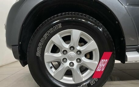 Mitsubishi Pajero IV, 2017 год, 2 590 000 рублей, 22 фотография