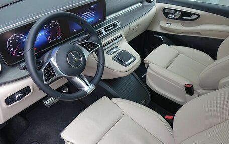 Mercedes-Benz V-Класс, 2024 год, 15 900 000 рублей, 7 фотография