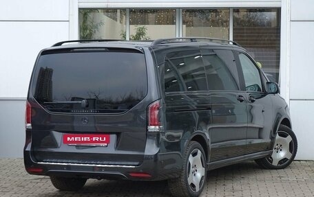 Mercedes-Benz V-Класс, 2024 год, 15 900 000 рублей, 3 фотография
