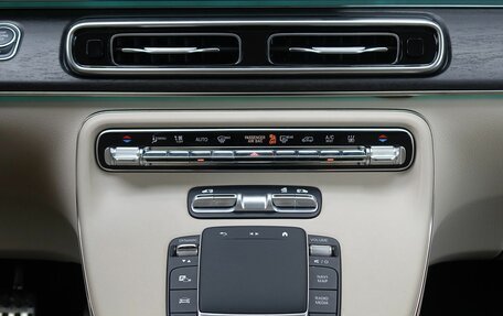 Mercedes-Benz V-Класс, 2024 год, 15 900 000 рублей, 22 фотография
