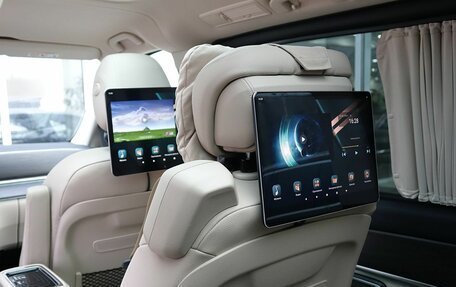 Mercedes-Benz V-Класс, 2024 год, 15 900 000 рублей, 40 фотография