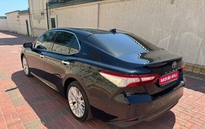 Toyota Camry, 2019 год, 2 650 000 рублей, 1 фотография