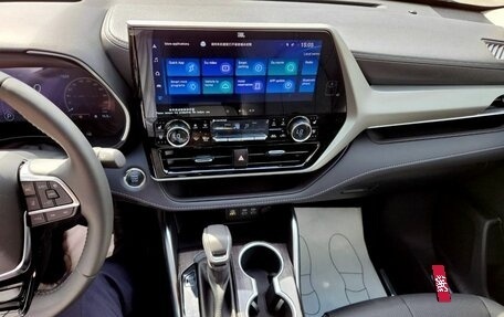Toyota Highlander, 2025 год, 7 733 480 рублей, 9 фотография